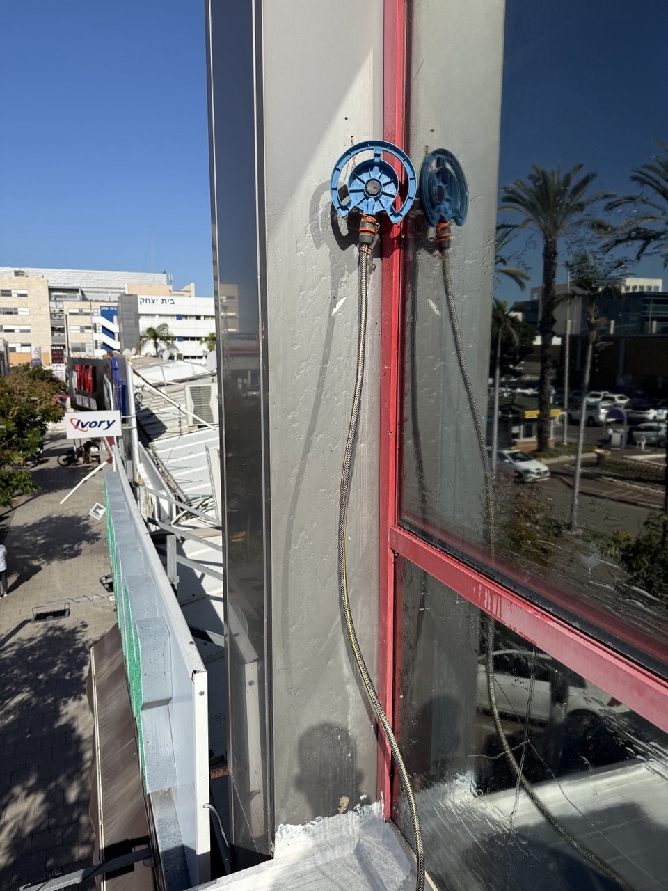 בדיקת התזה במים